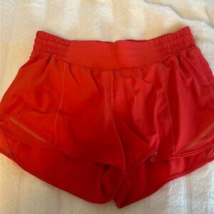 lululemon hotty hots